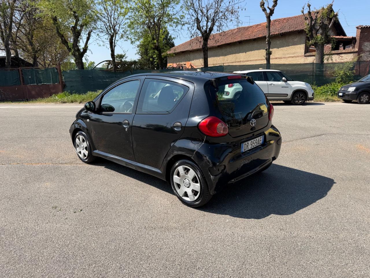 Toyota Aygo 1.0 12V VVT-i 5 porte