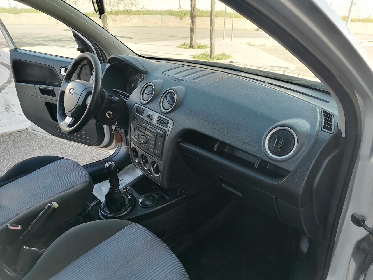 Ford Fusion 1.4 TDCi 5p. 2006