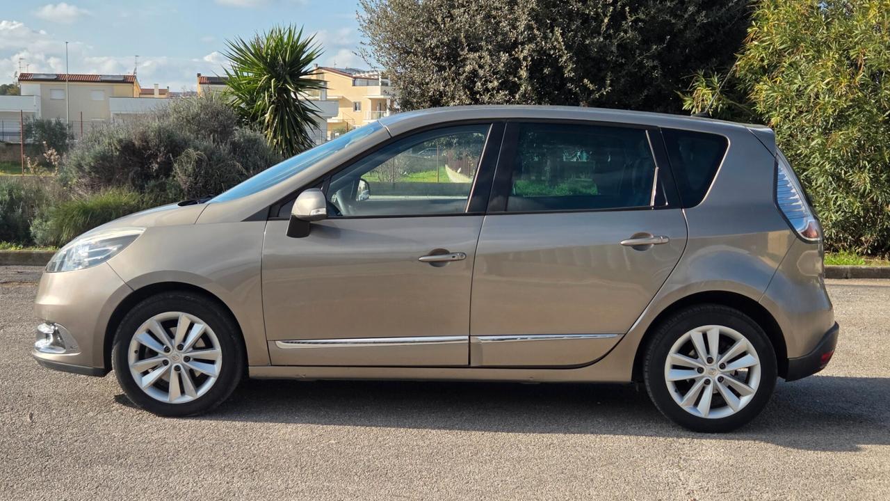 Renault Scenic Scénic X-Mod 1.5 dCi 110CV Luxe