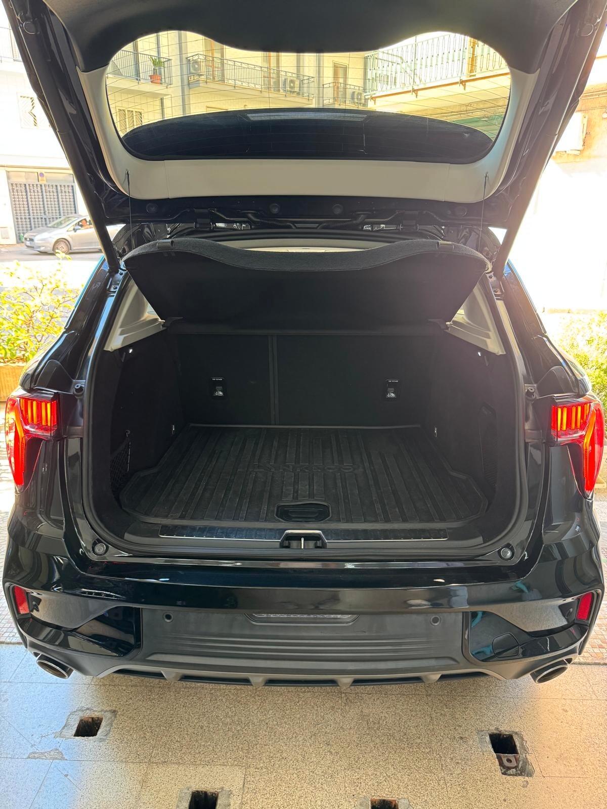 Lynk&co 01 PHEV 261cv More