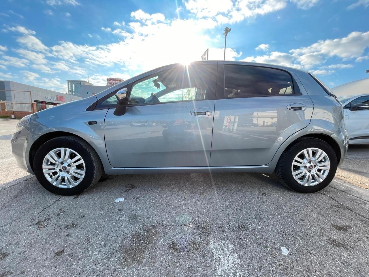 Fiat Punto 1.3 MJT II S&S 95 CV 3 porte Lounge