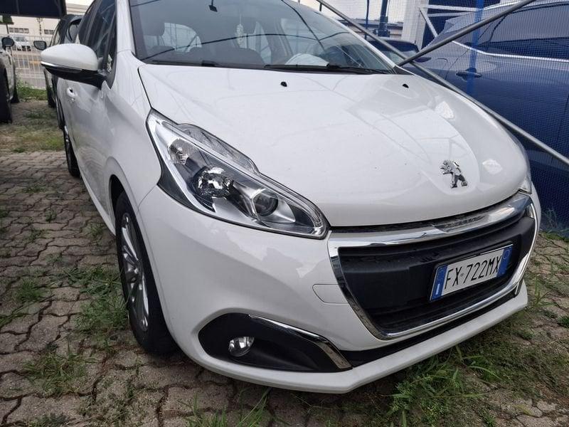 Peugeot 208 I 2015 5p 1.2 puretech Allure s&s 82cv neopatentati