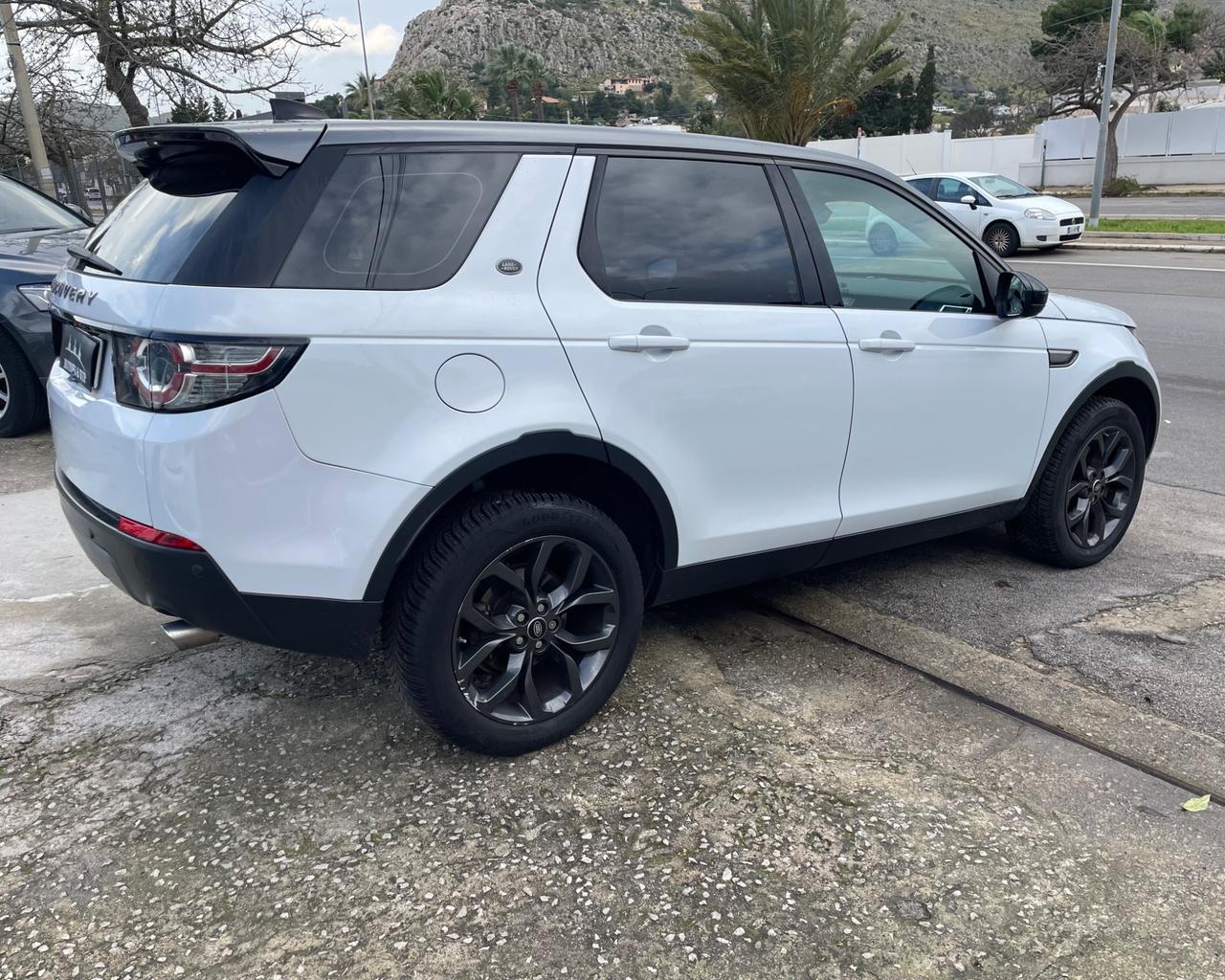 Land Rover Discovery Sport 2.0 TD4 180 CV HSE Luxury