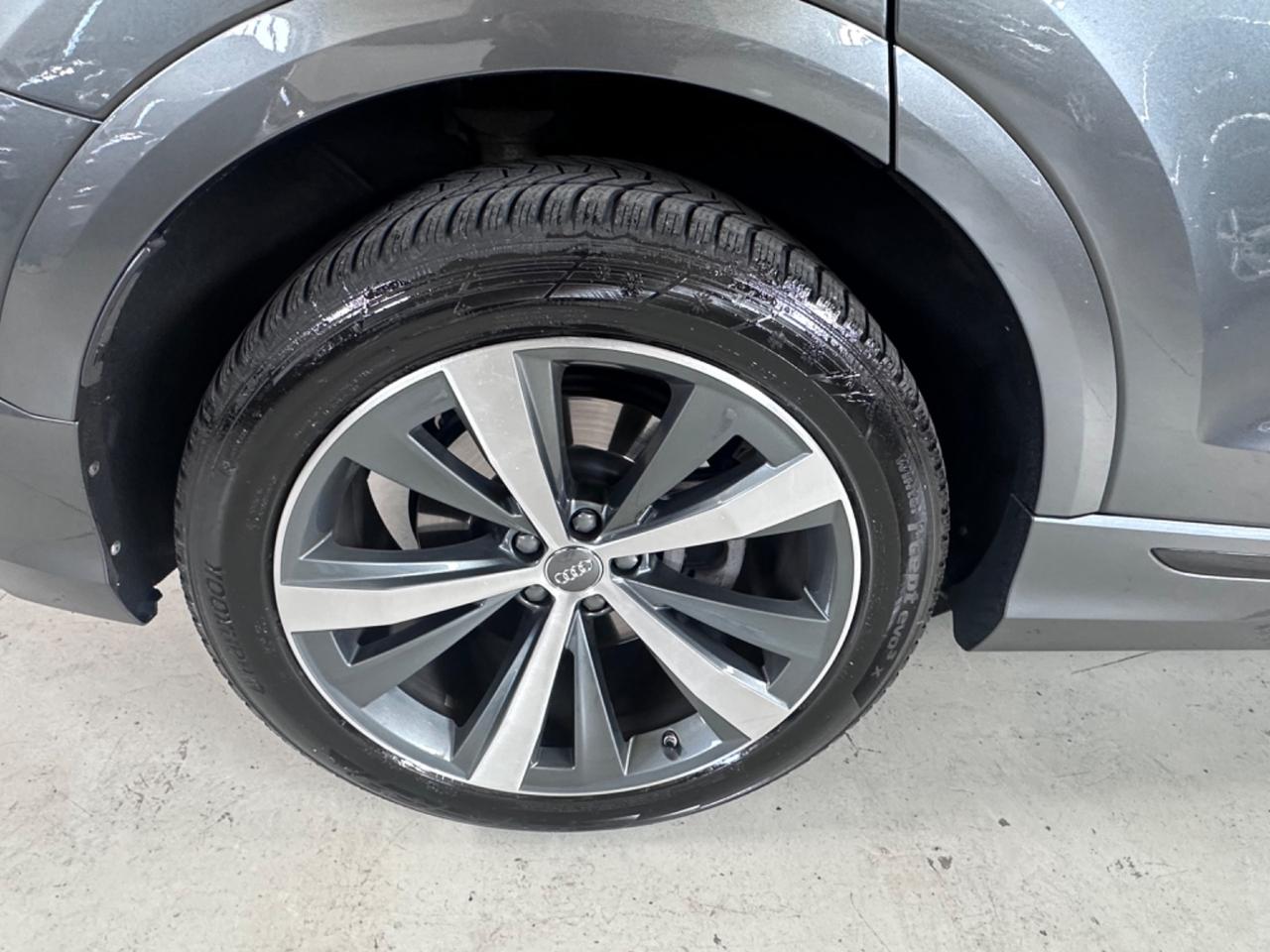 Audi Q8 50 TDI 286 CV quattro tiptronic Sport