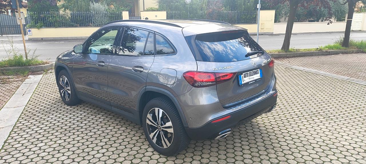 Mercedes-benz GLA 200 d Sport Plus