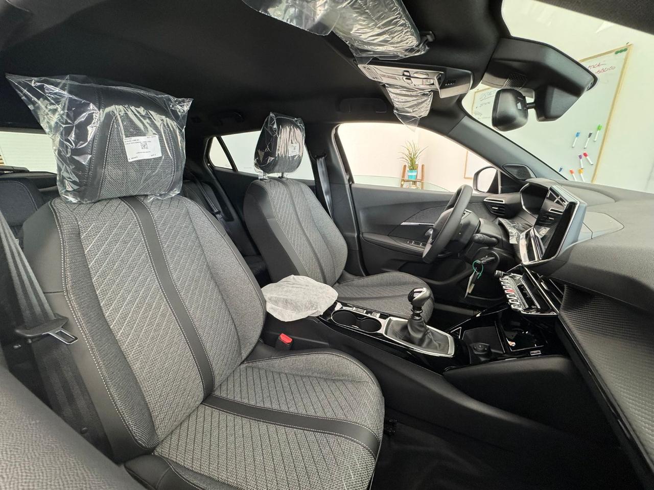 PEUGEOT 2008 PureTech 100 S&S Allure