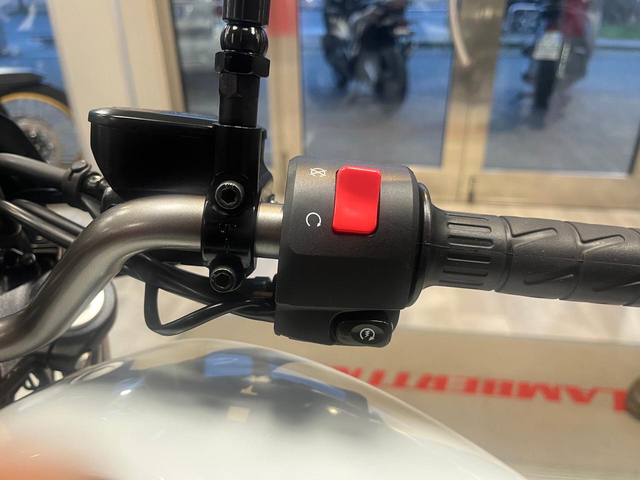 Kawasaki Eliminator 500