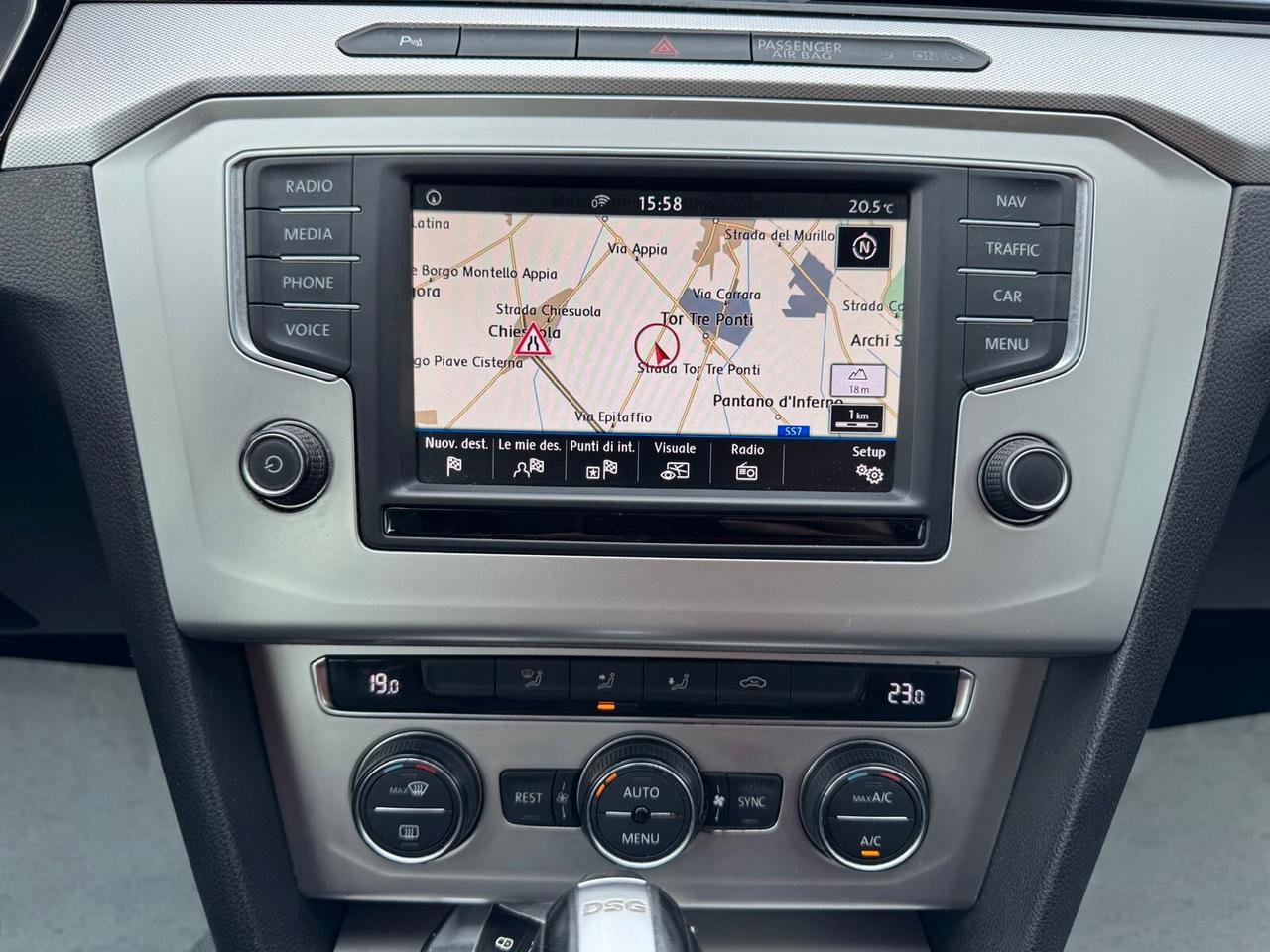 Volkswagen Passat VARIANT 1.6 TDI SCR DSG COMFORTLINE BMT 2017