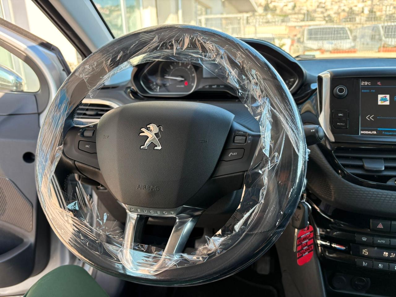 Peugeot 208 BlueHDi 75 5 porte Allure