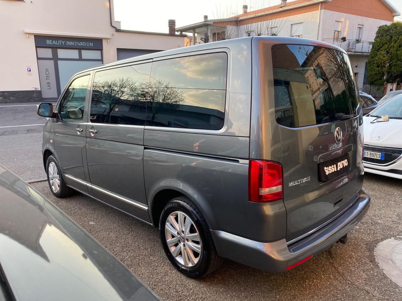 Volkswagen Multivan 2.0 TDI 140CV Highline 7 posti NEOPATENTATI!!!