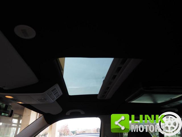 VOLKSWAGEN Caravelle T5 AUTOMATICO 4 MOTION 2.0 TDI PASSO LUNGO