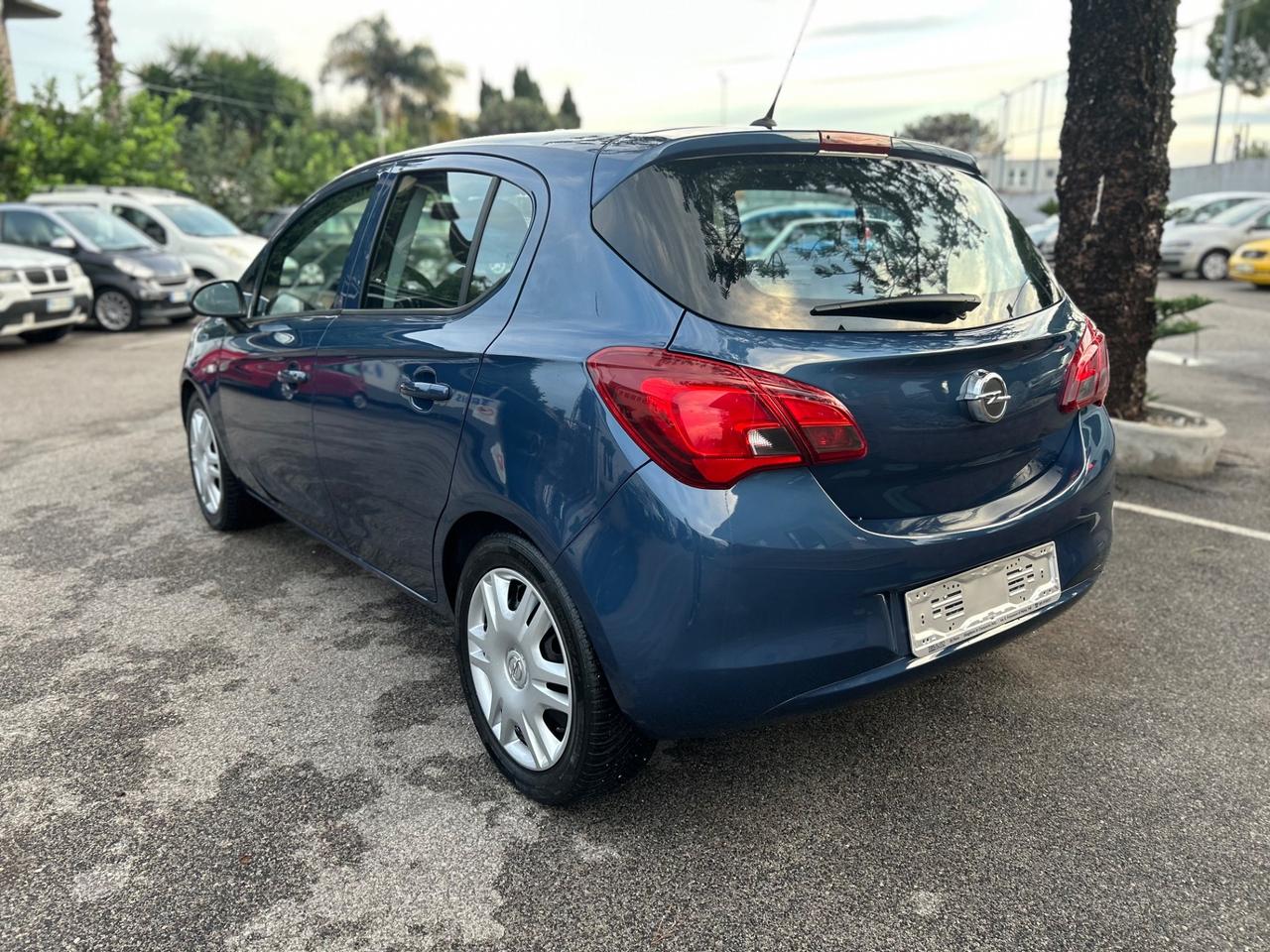 Opel Corsa 1.2 5 porte