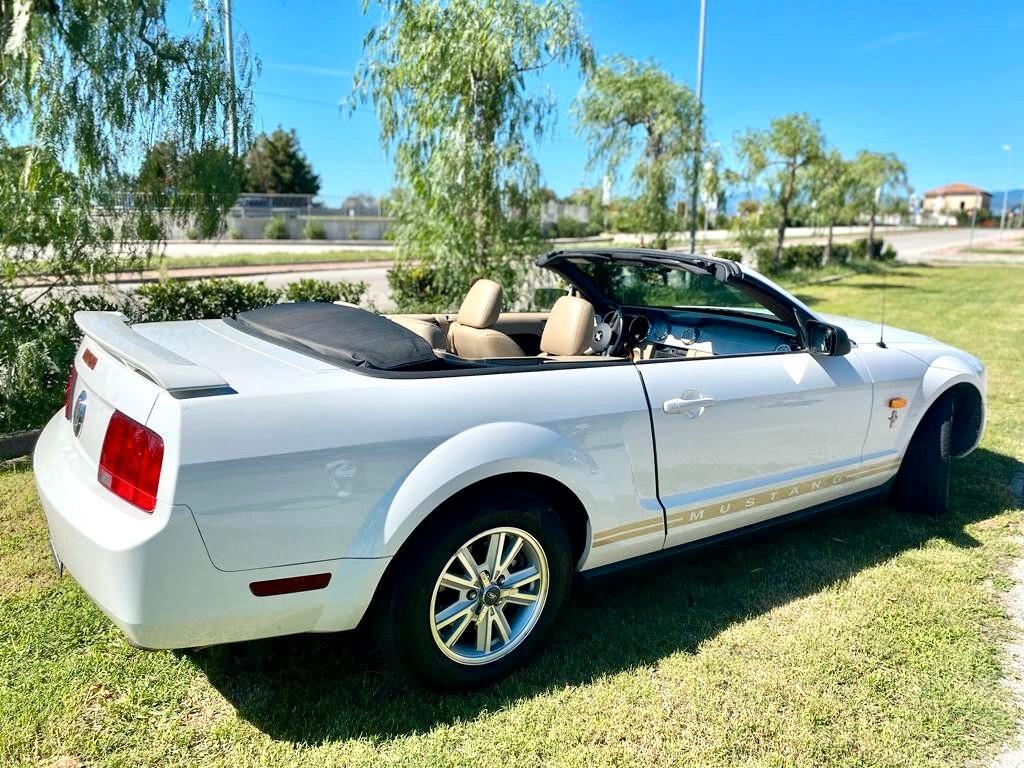 MUSTANG CABRIO 4000