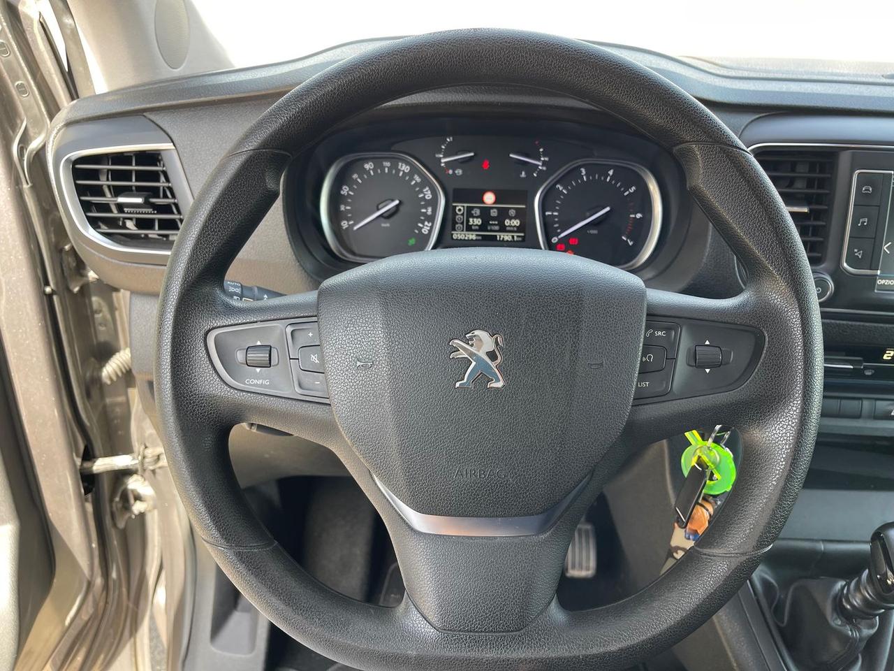 Peugeot Traveller 2.0 Blue HDI Active #10681