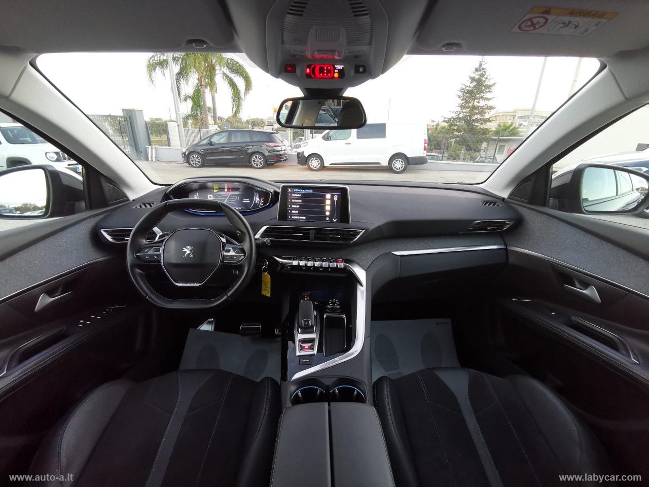 PEUGEOT 5008 BlueHDi 130 S&S EAT8 Crossway