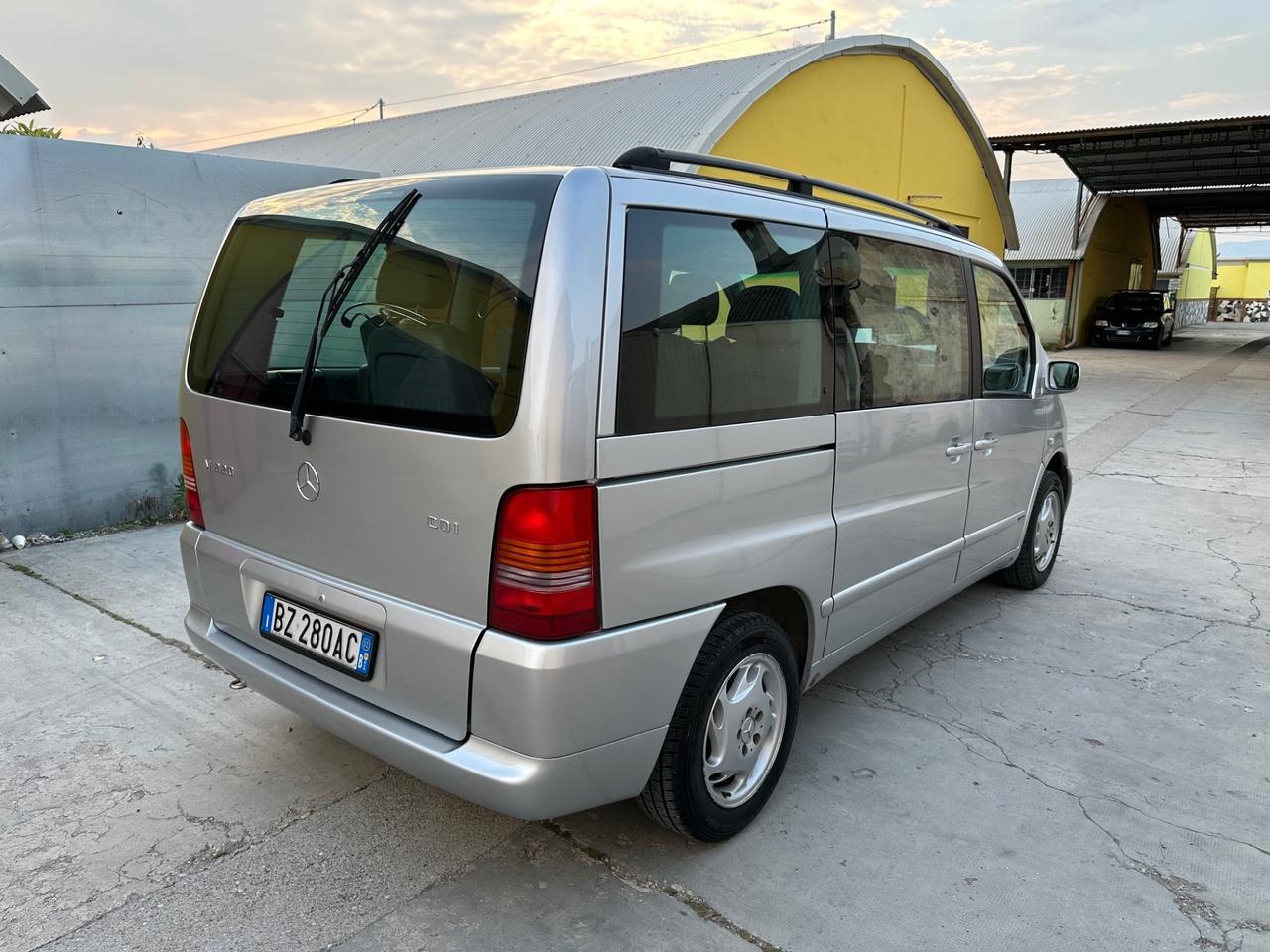 Mercedes-benz V 220 CDI cat Ambiente Perfetto