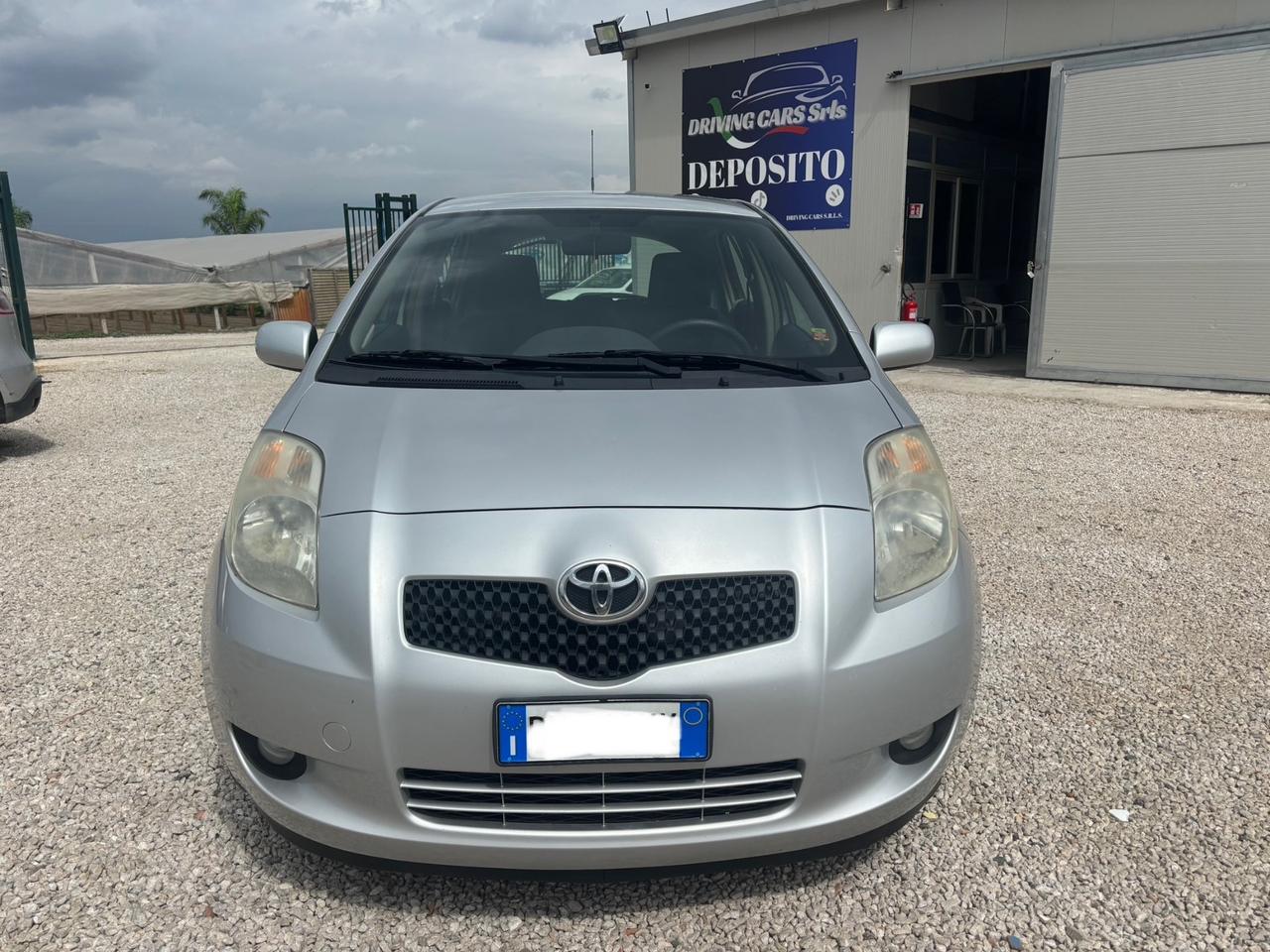 Toyota Yaris 1.3 5 porte Navi
