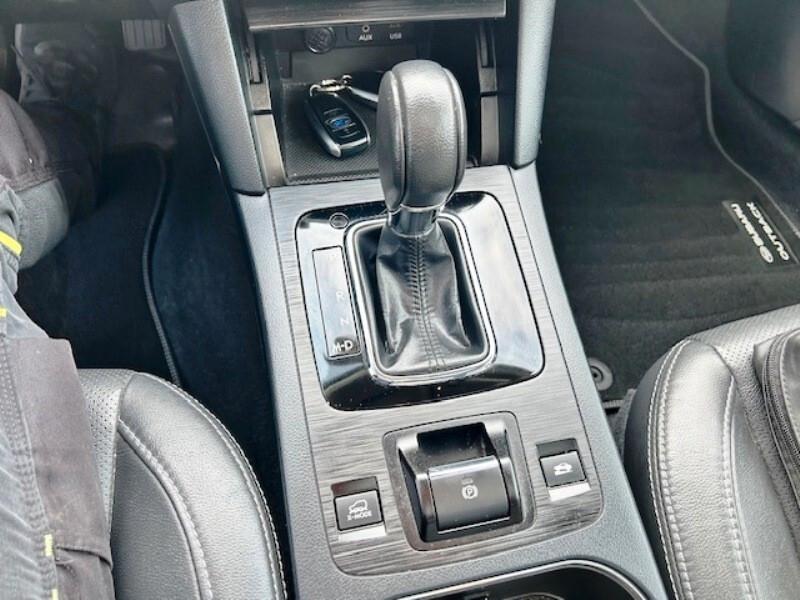 Subaru OUTBACK 2.0d-S Lineartronic Unlimited