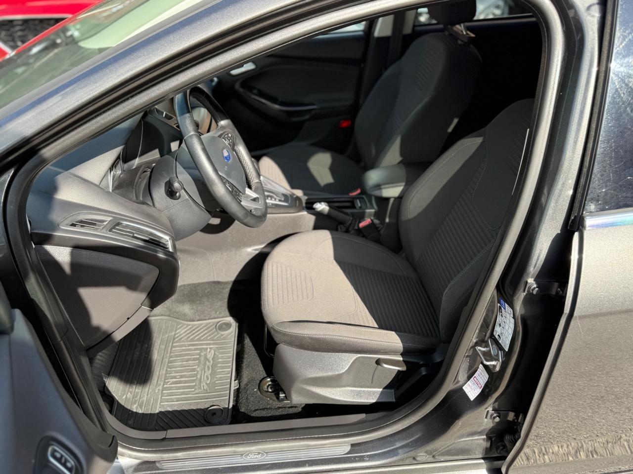 Ford Focus 1.5 TDCi 120 CV S&S Powershift SW Titanium