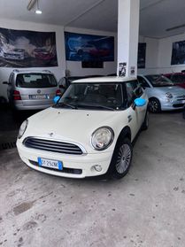 Mini Cooper 1.4 benzina Ray