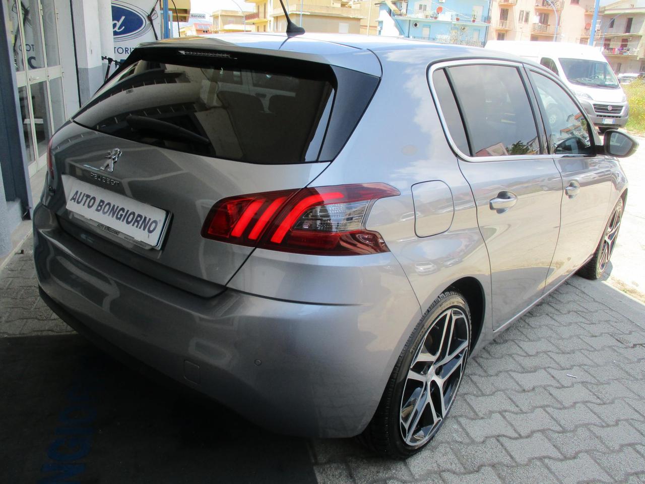 Peugeot 308 5 Porte 308 5p 1.5 bluehdi Allure s&s 130cv eat8