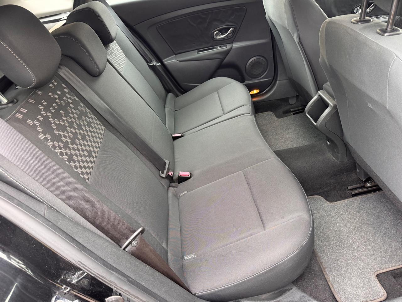 Renault Mégane 1.5 dCi 110CV neopaten garanzia 12 mesi