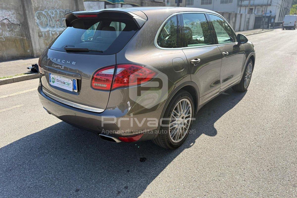 PORSCHE Cayenne 4.8 S