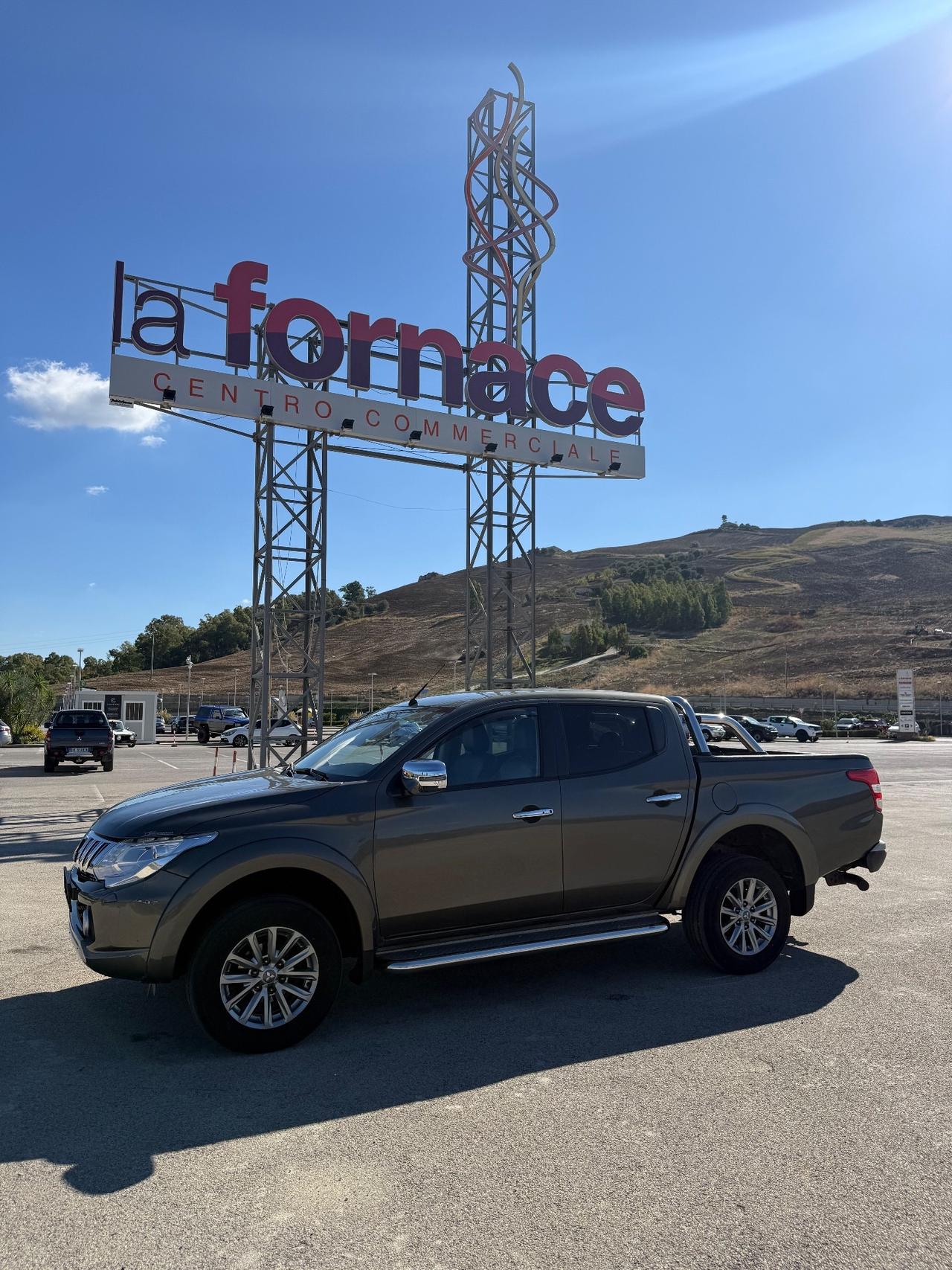 Mitsubishi L200 2.4 DI-D/181cv