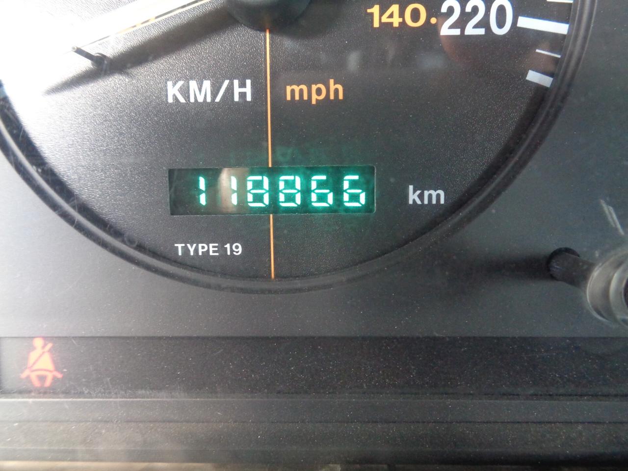 Jeep Grand Cherokee 5.9 4WD Quadra-Trac Limited LX