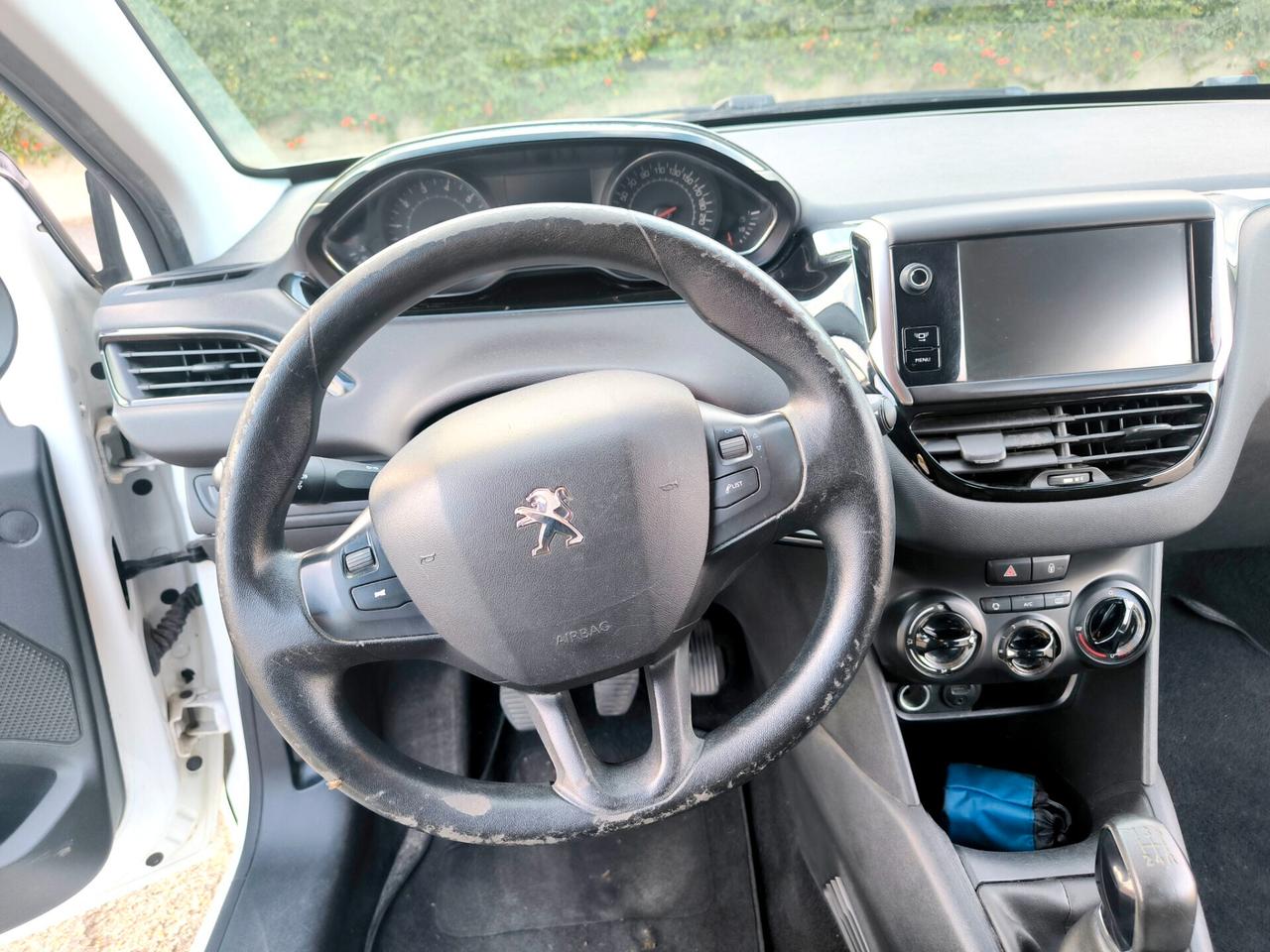 Peugeot 208 1o Serie 1.2VTI 82CV 3P Allure