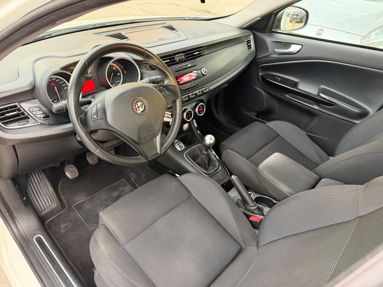 Alfa Romeo Giulietta 1.6 JTDm-2 105 CV 2013