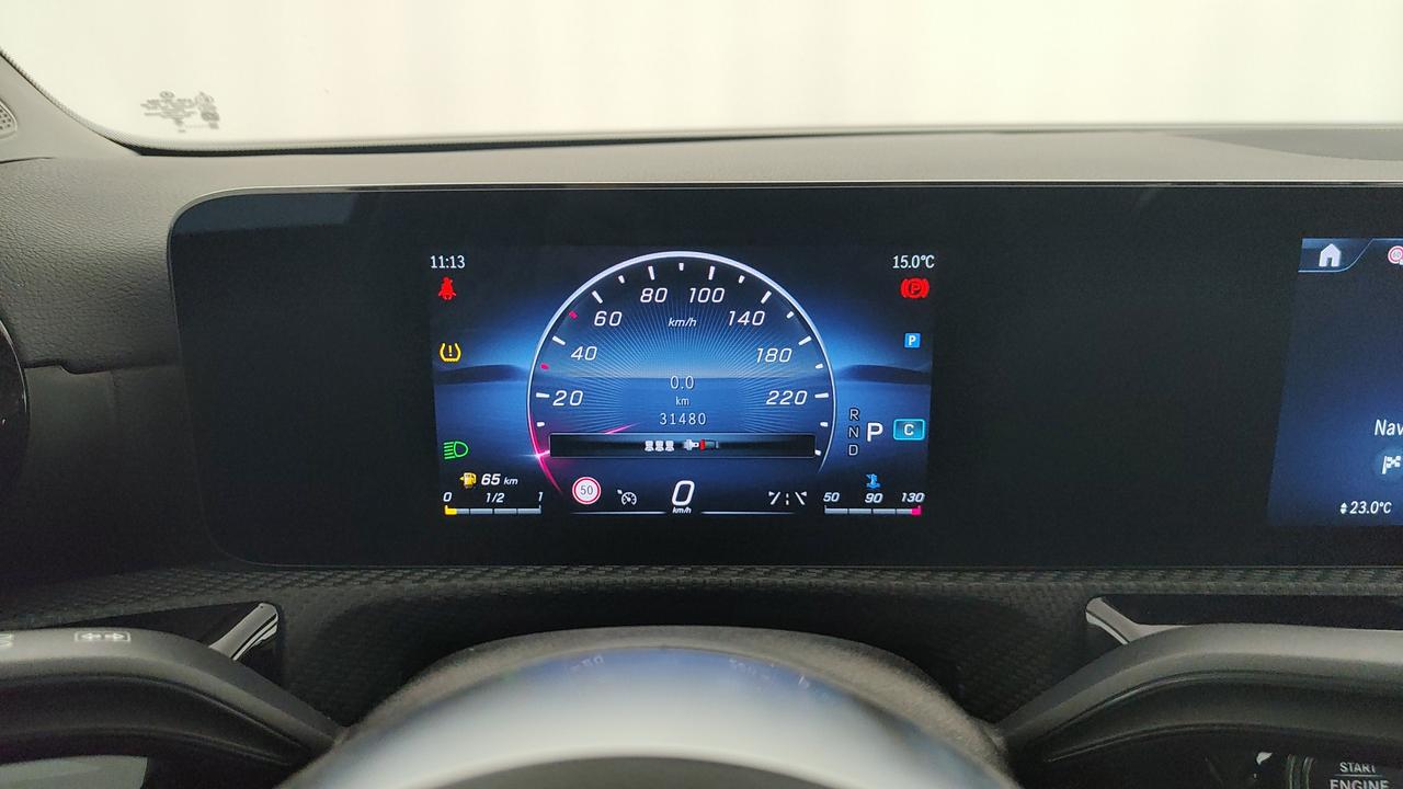 Mercedes-Benz CLA Shooting Brake 180 d Advanced auto