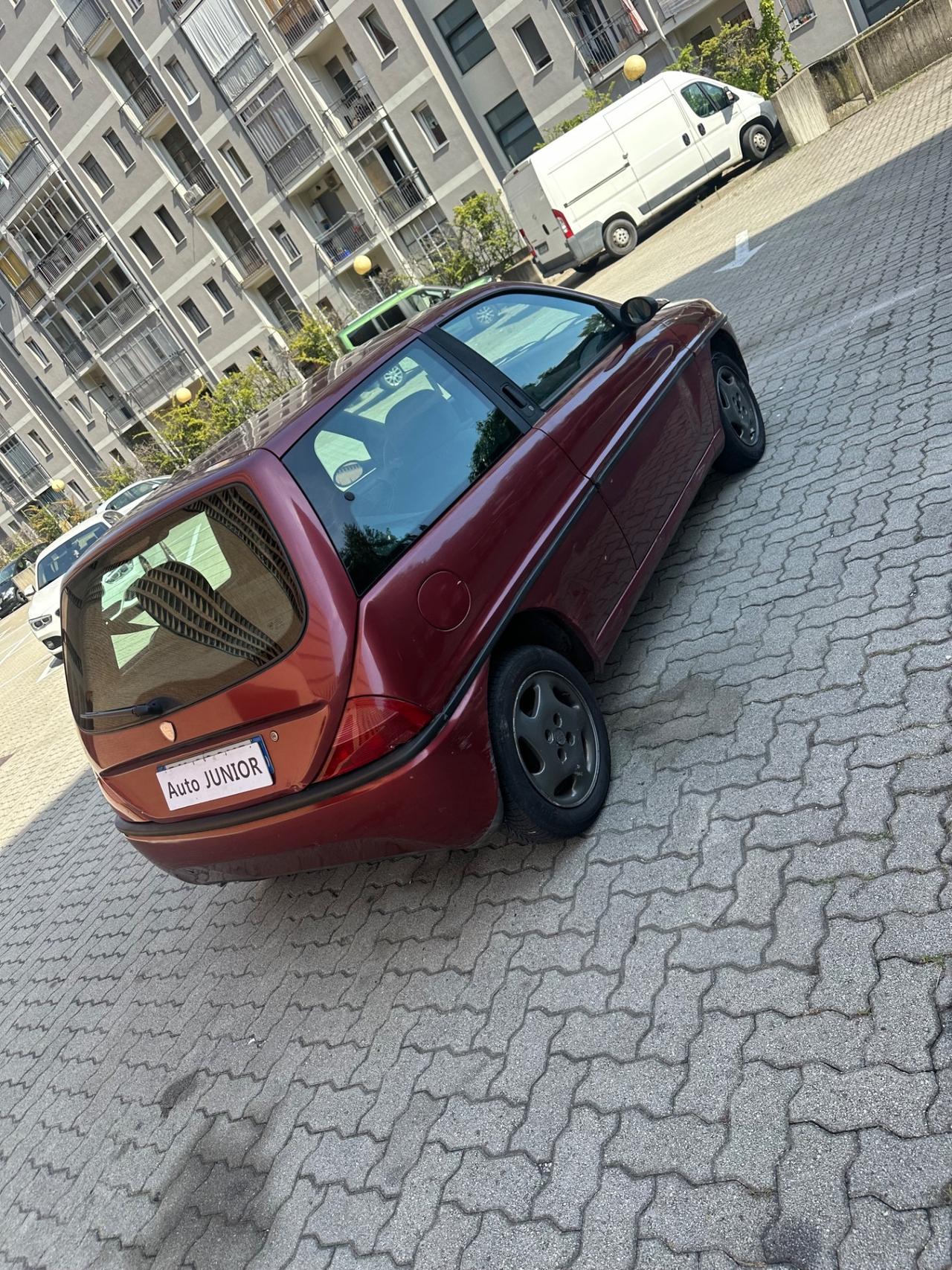 Lancia Y 1.2i 16V cat LS