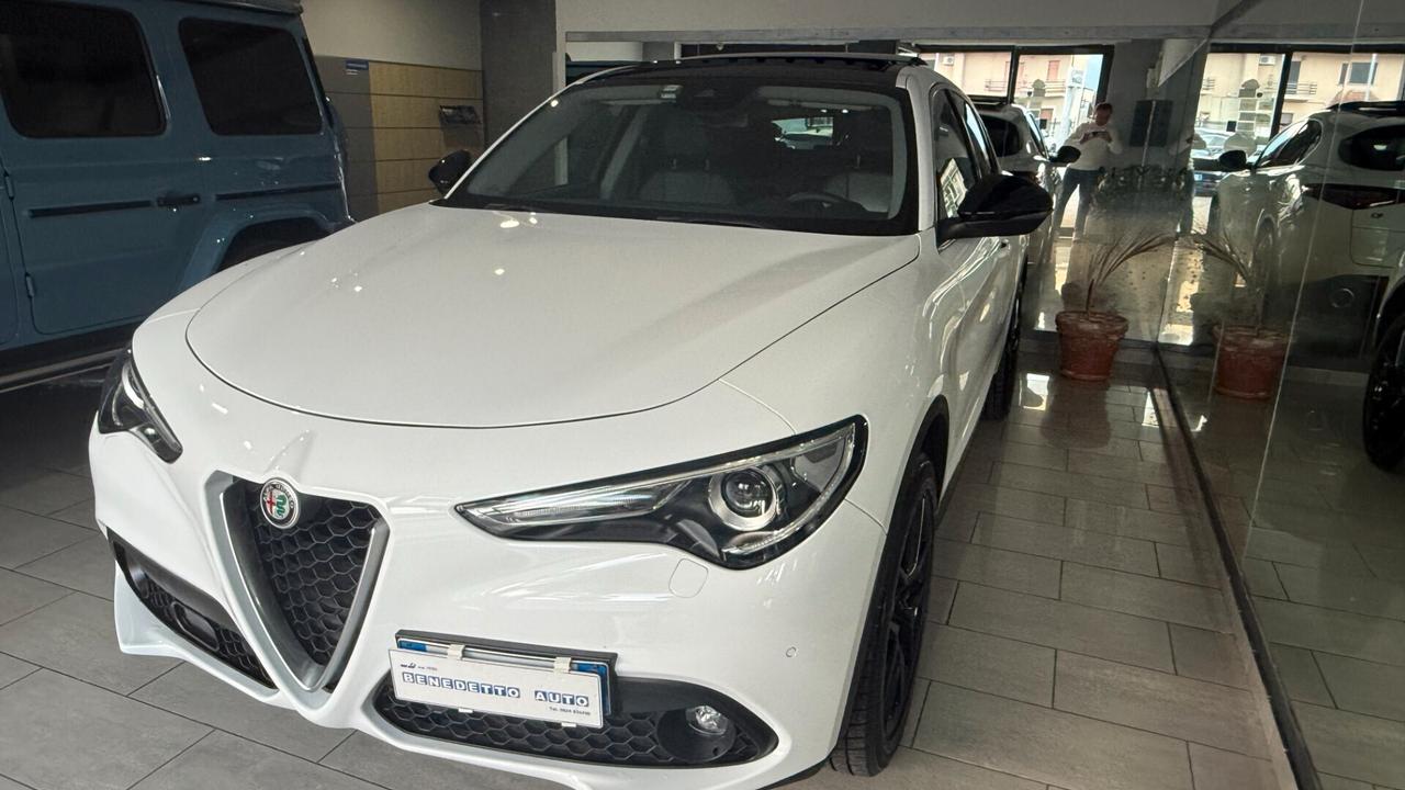 ALFA ROMEO STELVIO TETTO APRIBILE