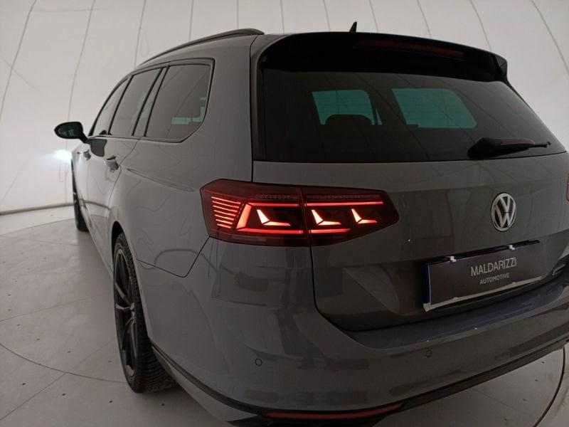 Volkswagen Passat VIII 2019 Variant Variant 2.0 bitdi Executive 4motion 240cv dsg