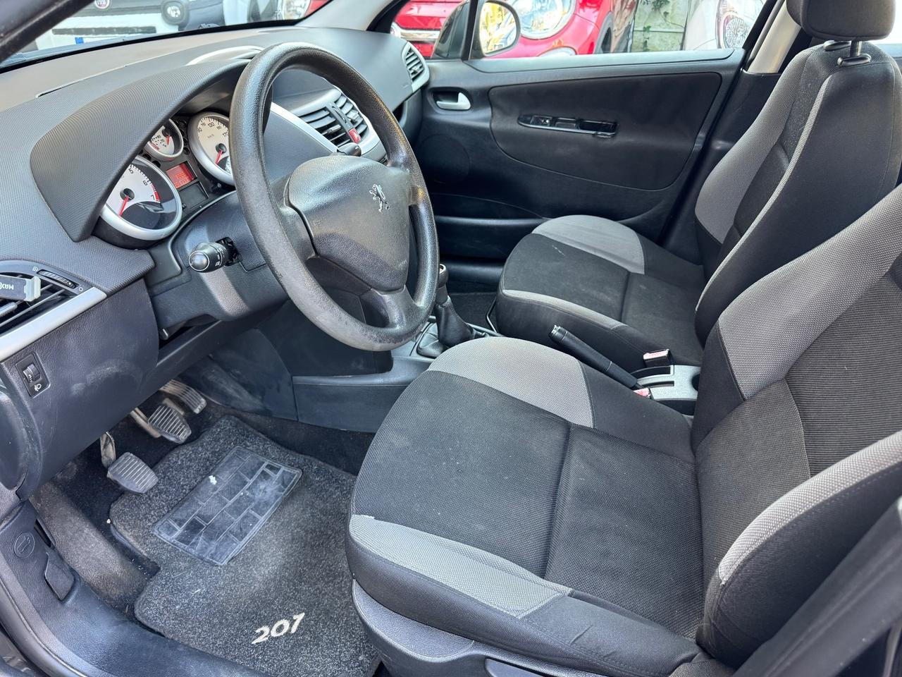 Peugeot 207 1.4 8V 75CV 5p. X Line ECO GPL