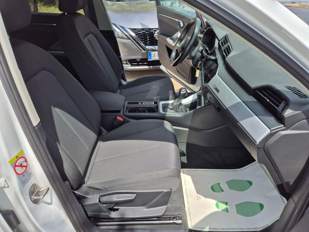 Audi Q3 2.0 TDI 150CV S-tronic