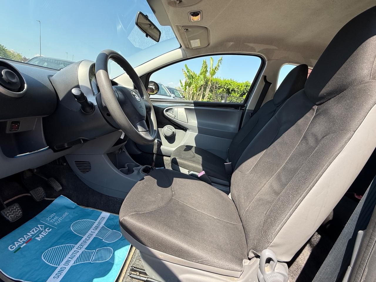 Toyota Aygo 1.0 12V VVT-i 3 porte Sol