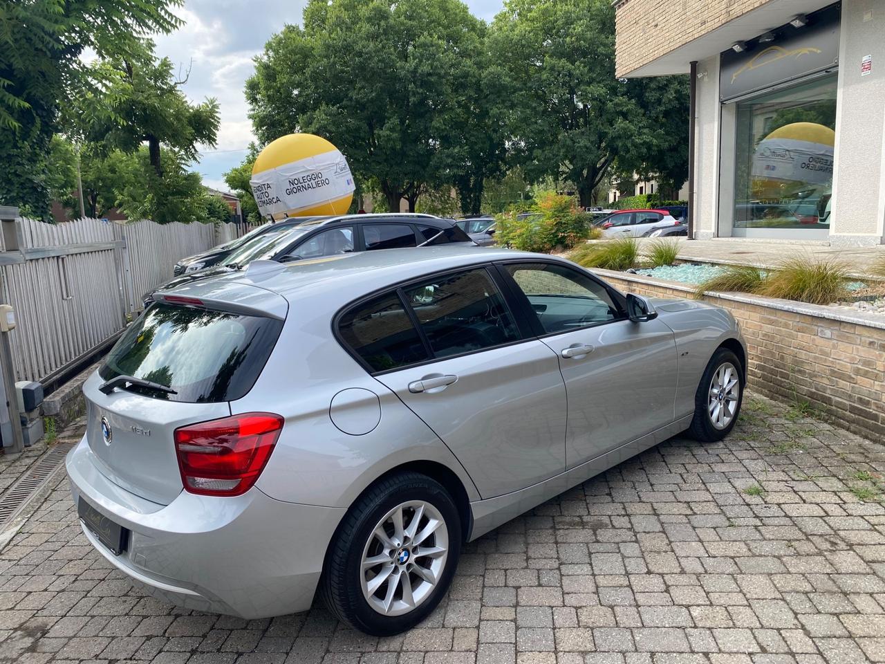 Bmw 118 118d 5p. Urban SOLI 49.000 KM !!