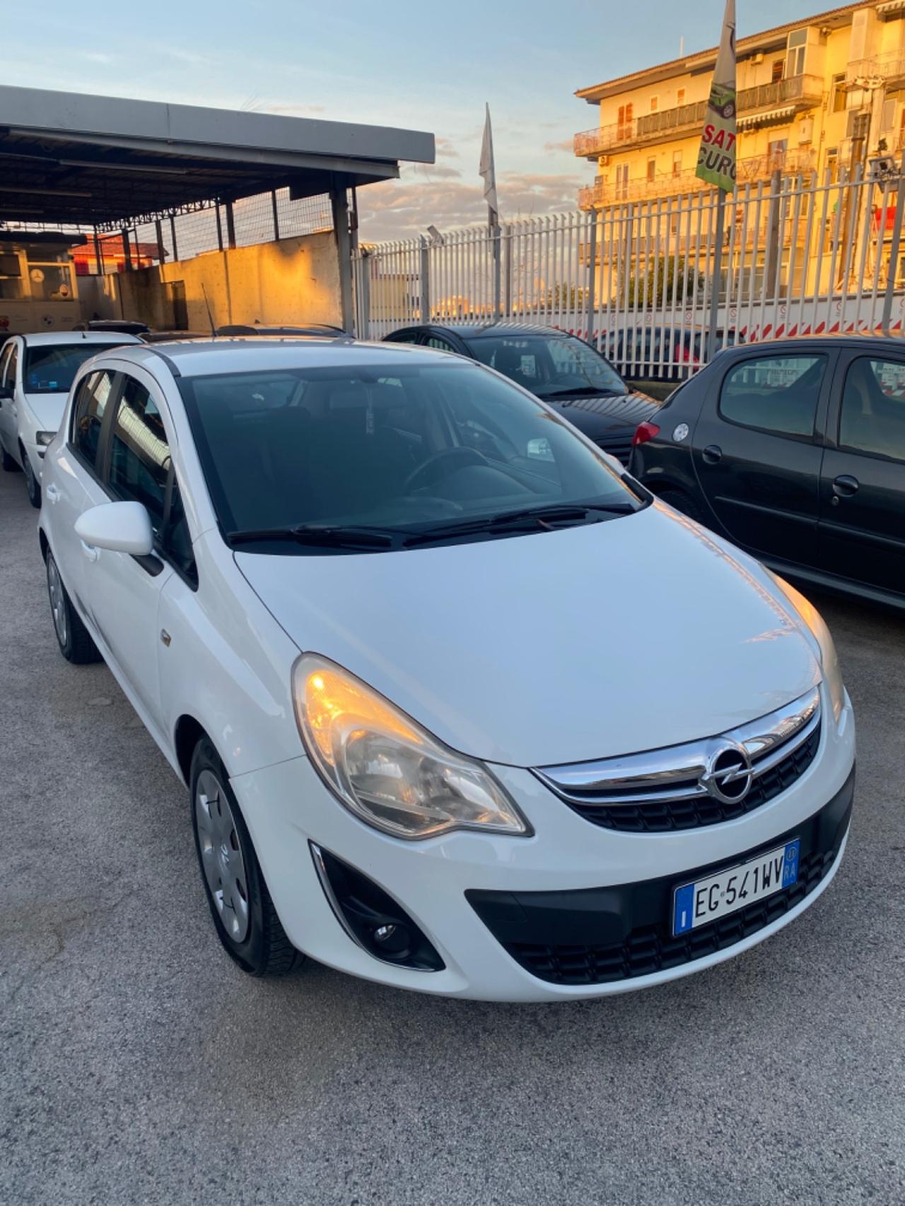 Opel Corsa 1.2 GPL Fine 2011 TAGLIANDATA