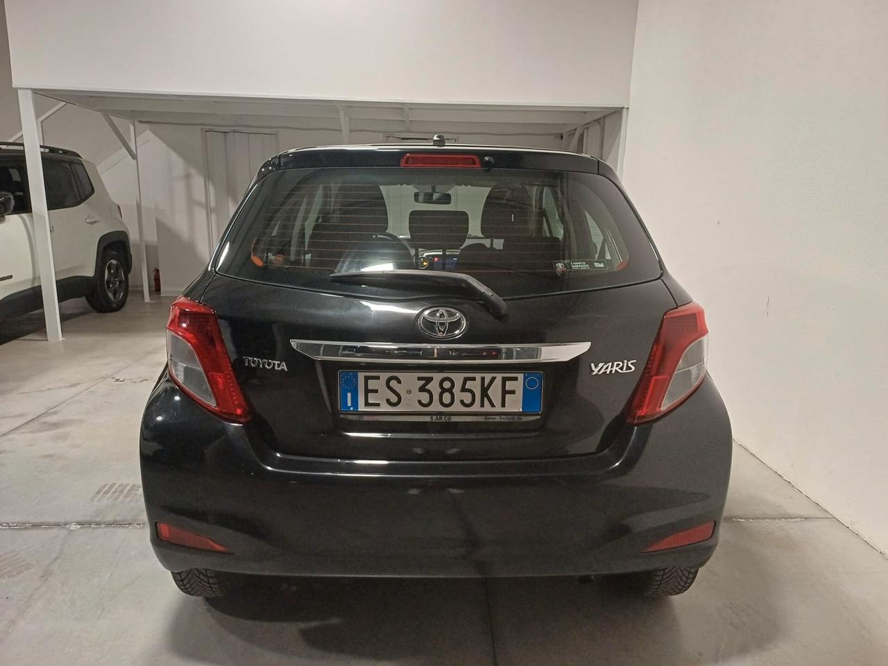 Toyota Yaris 1.4 D-4D 5 porte Lounge