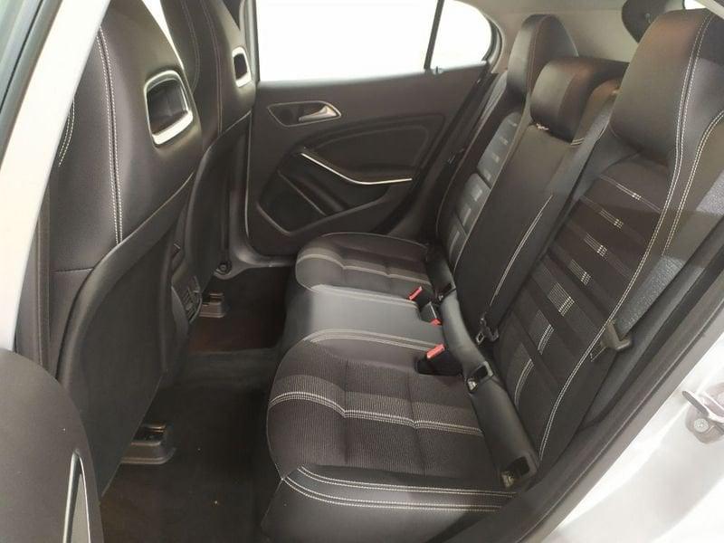 Mercedes-Benz GLA 200 d Premium 4matic auto