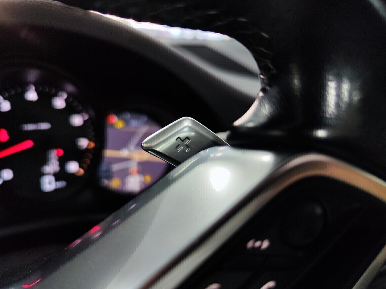 Porsche Macan 2.0 245cv Tetto Led