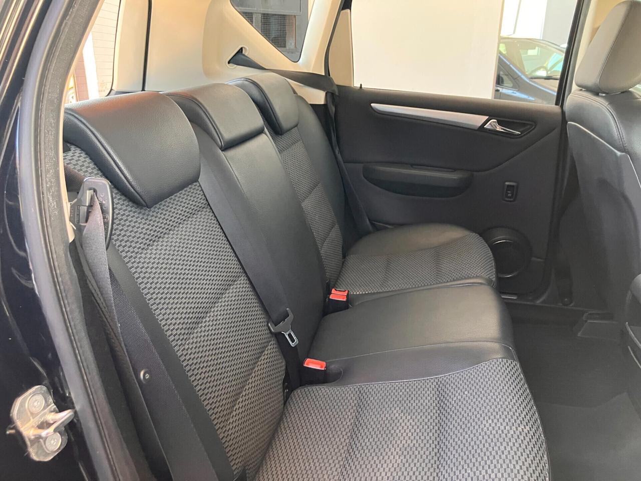 Mercedes-benz A 160 NEOPATENTATI EURO 5 BENZINA