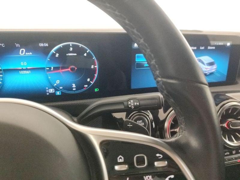 Mercedes-Benz CLA Shooting Brake 180 d Sport auto