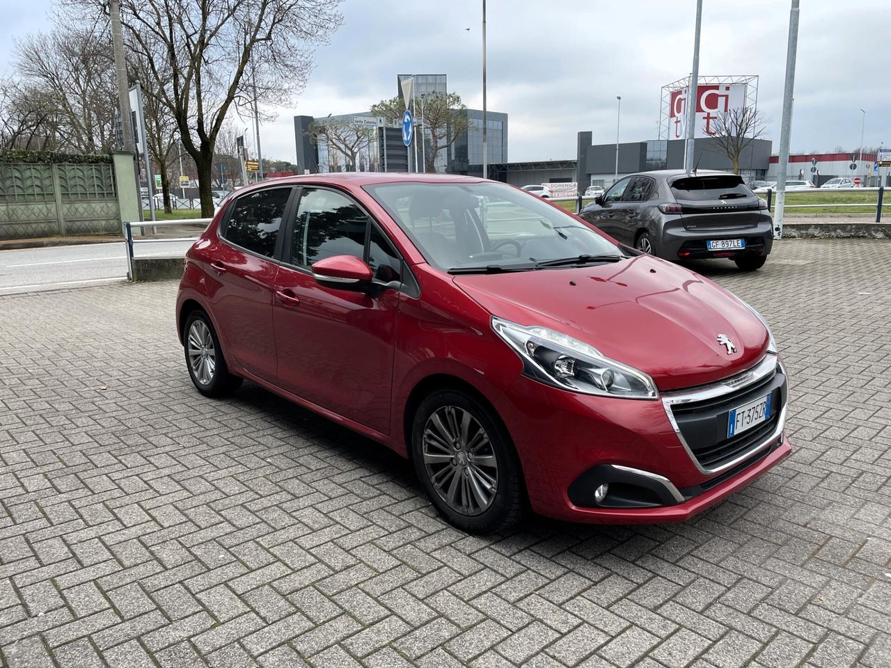 Peugeot 208 BlueHDi 100 S&S 5 porte Active