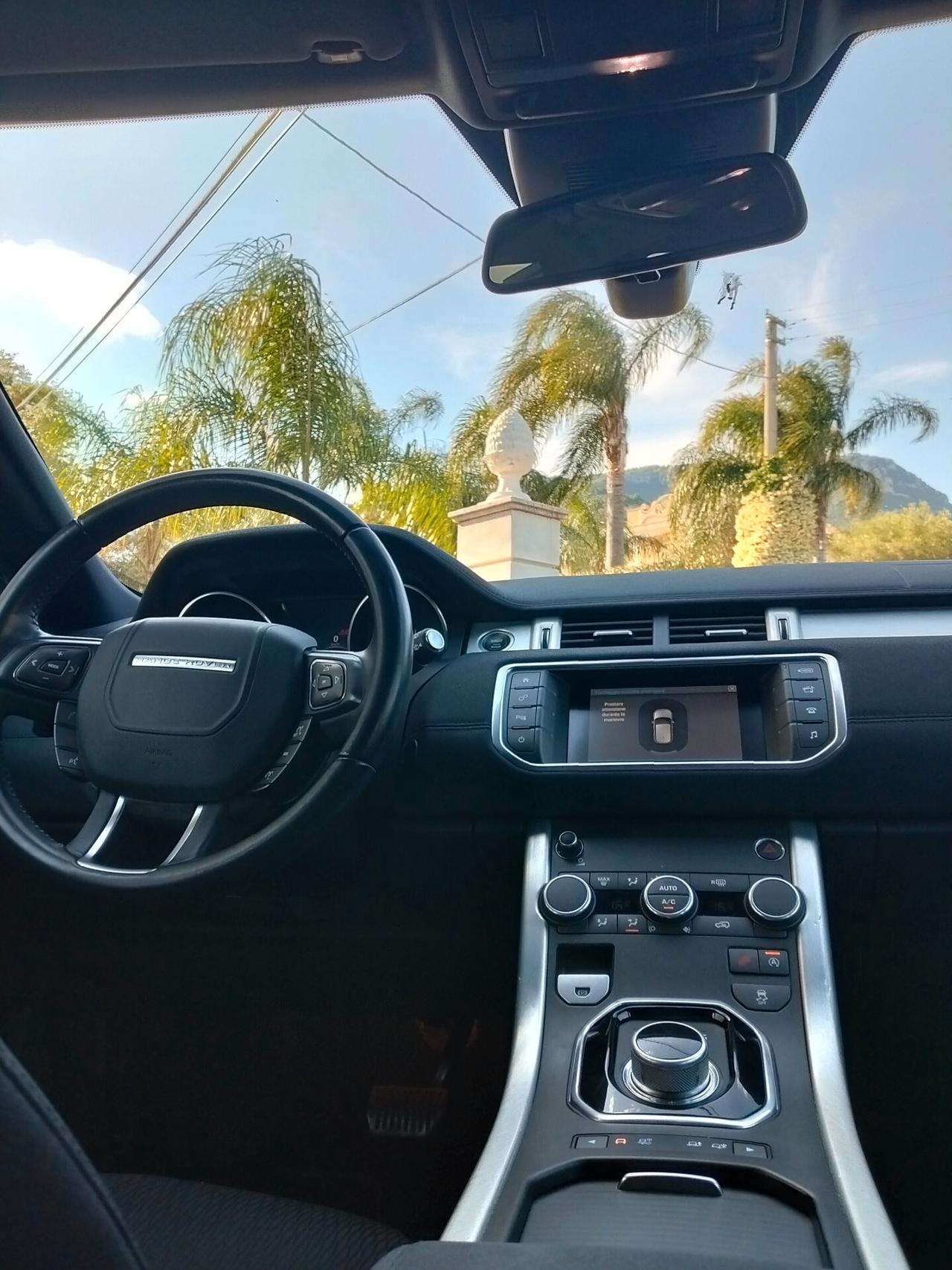 Land Rover Range Evoque 2.0 TD4 150 CV 5p. Pure