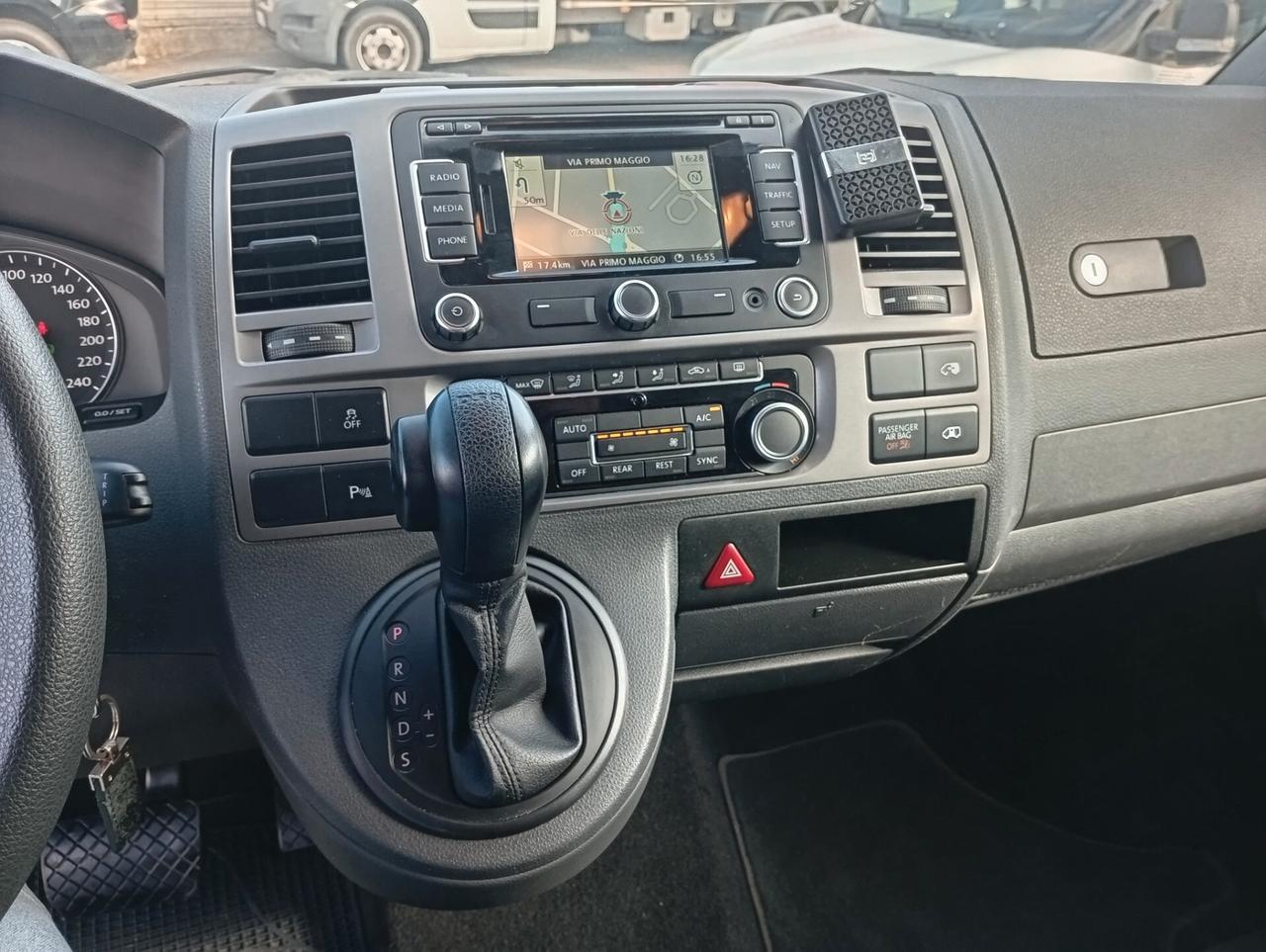 Volkswagen Multivan CARAVELLE 2.0 BiTDI 180CV DSG Highline 9 POSTI
