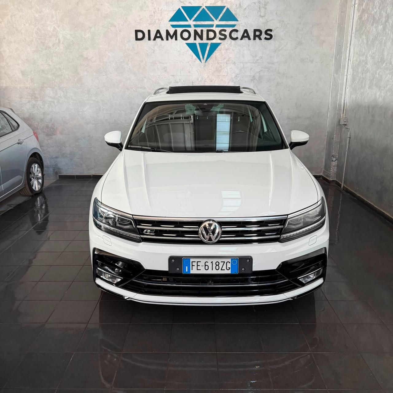 Volkswagen TIGUAN 2.0 TDI 4 MOTION DSG R-LINE