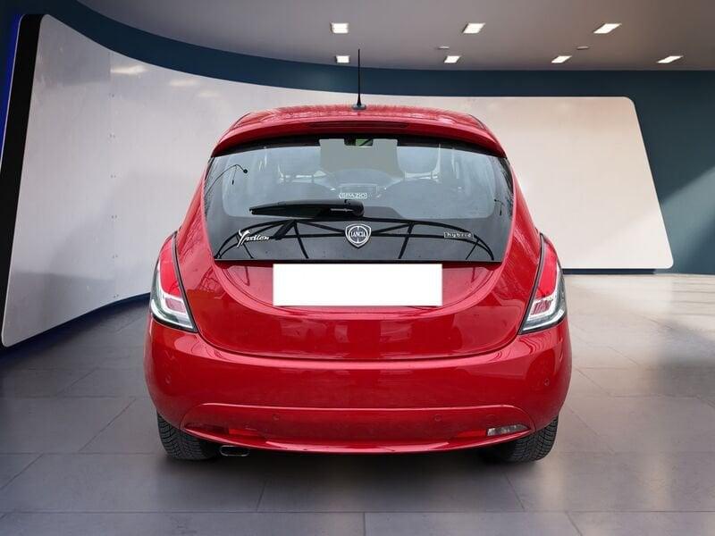 Lancia Ypsilon III 2015 1.0 hybrid Gold s&s 70cv